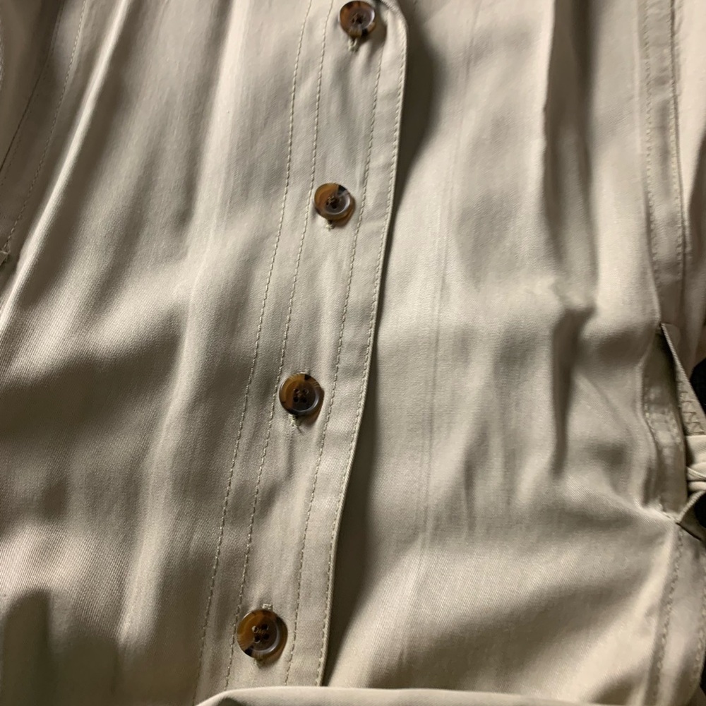 Banana Republic Sleeveless Belted Blazer Jacket in Light Beige - Picture 11 of 16